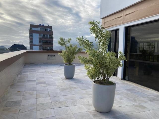 Lindo Apto De 2 Quartos E 2 Banheiros Sociais No Barramares Com Comercio Proximo, Piscina Aquecida, Quadras, Parquinhos, Brinquedoteca, Emprestimo De Cadeiras E Barracas De Praia, Condominio Em Frente A Praia, Apartamento Limpissimo, Equipado, Tudo N Apartment *